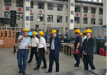 省教育工作综合督导组来示范中心实地考察